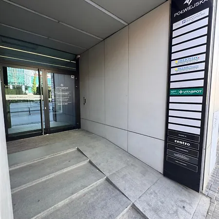 Urban Nest In Center Апартаменты Познань